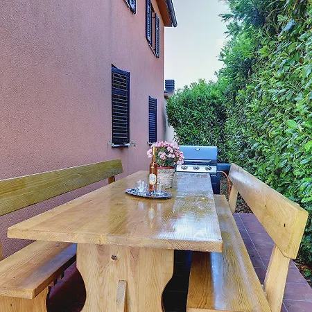 Casa Sissano Hotel 4*